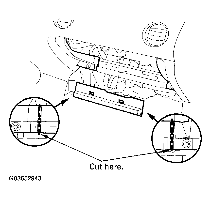 G03652943