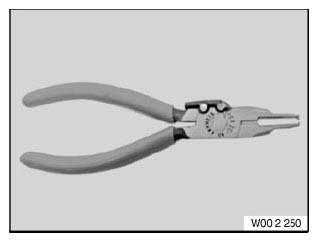 G04739079