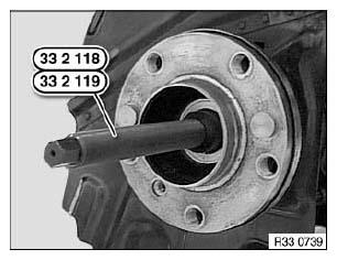 G04745308