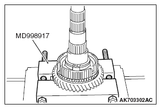 G09641275