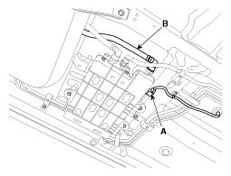 G12181582